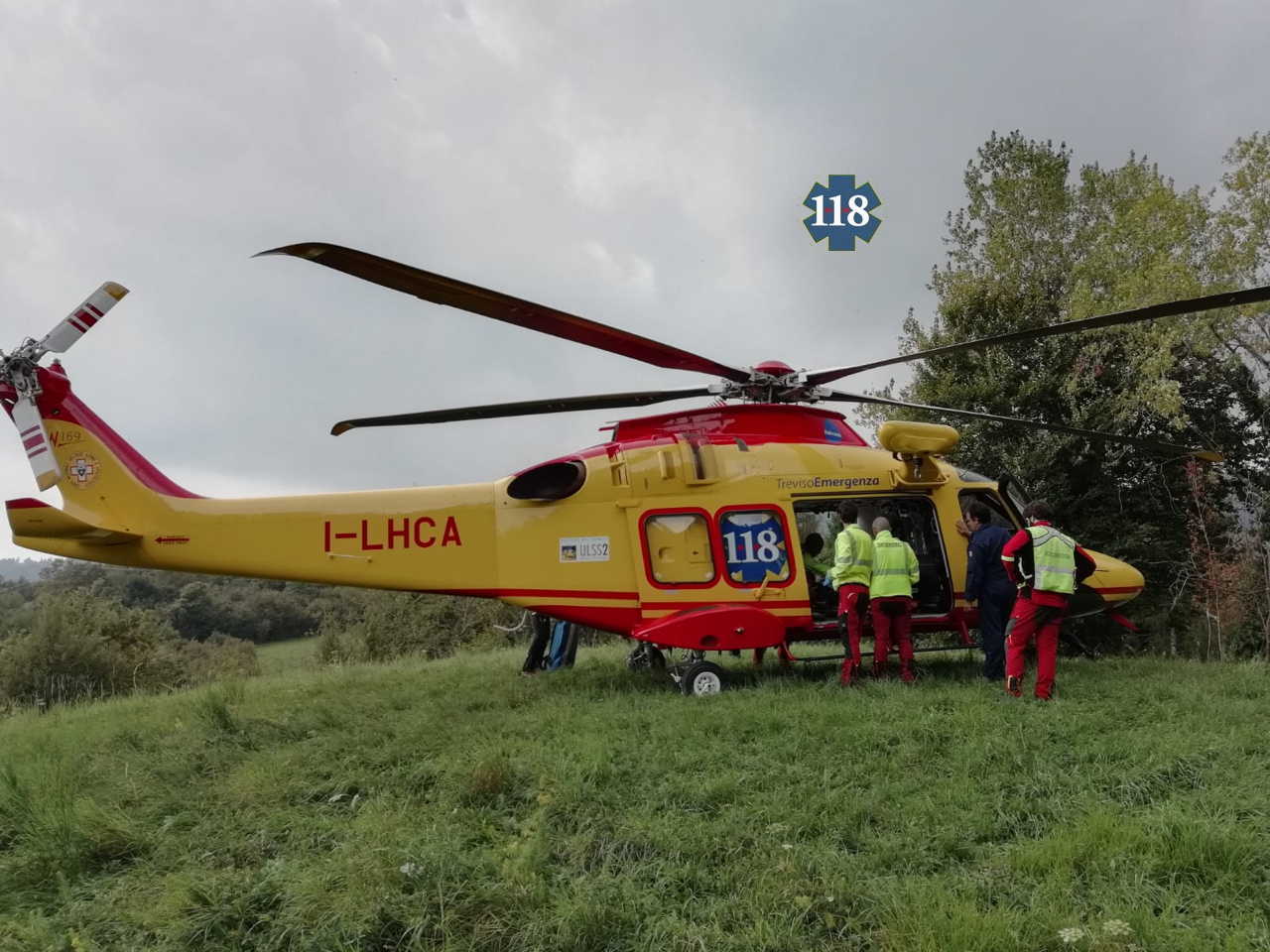 Perde Il Controllo Della Moto E Si Schianta Contro Un Albero Sui Colli