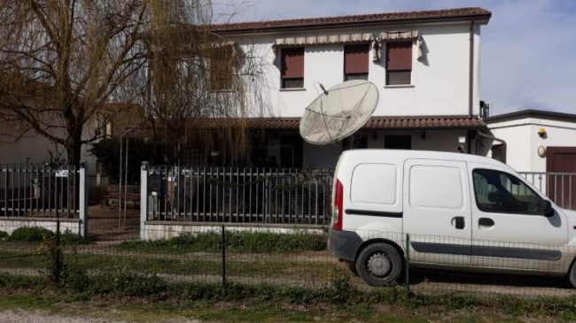 Un nuovo dramma a Rovigo: trova la moglie morta a casa e tenta il suicidio