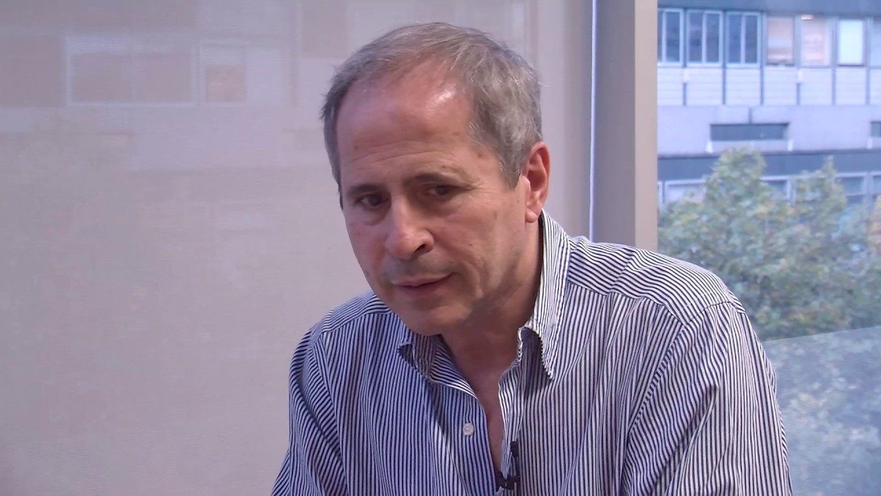 Veneto, esplode il caso Crisanti: “Vogliono riscrivere la storia”