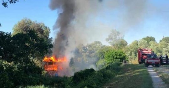 Villa d’Adige: in fiamme postazione di bird watching