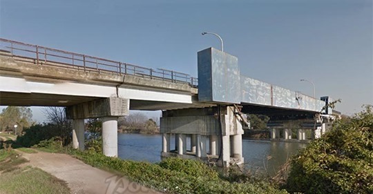 Il ponte di Cavanella Po cade a pezzi: oggi le verifiche