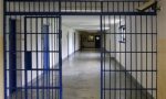 Violenza fuori controllo nel carcere di Rovigo: poliziotto preso a sprangate