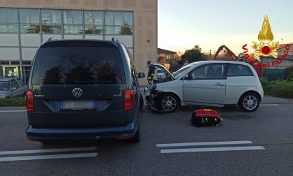Scontro tra due auto a Rovigo: tre persone coinvolte, due feriti