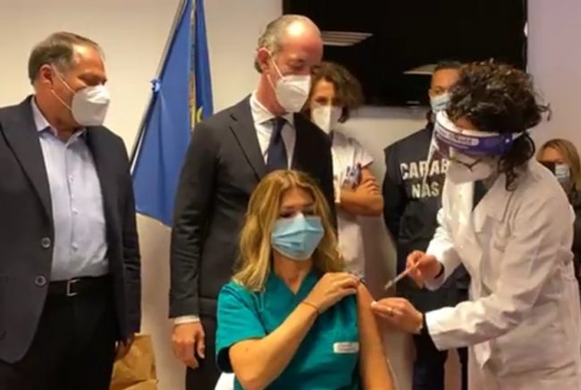 Vaccino anti Covid: in arrivo in Veneto 186.225 dosi, predisposto il piano per la distribuzione
