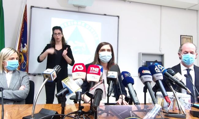 Covid, l’esperta Tacconelli su monoclonali: “Risultati sorprendenti, ora abbiamo le armi per vincere”