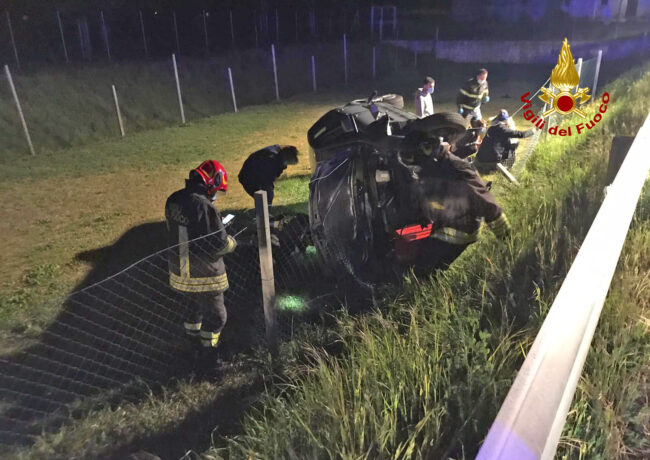 Le foto e il video dell’incidente a Ramodipalo di Lendinara, due ragazze ferite