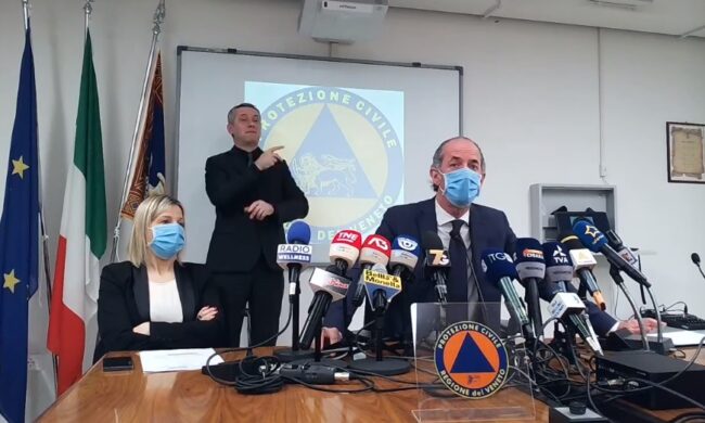 Covid, Zaia: “Nodo trasporti, la didattica in presenza facoltativa può essere una soluzione” | +930 positivi | Dati 20 aprile 2021