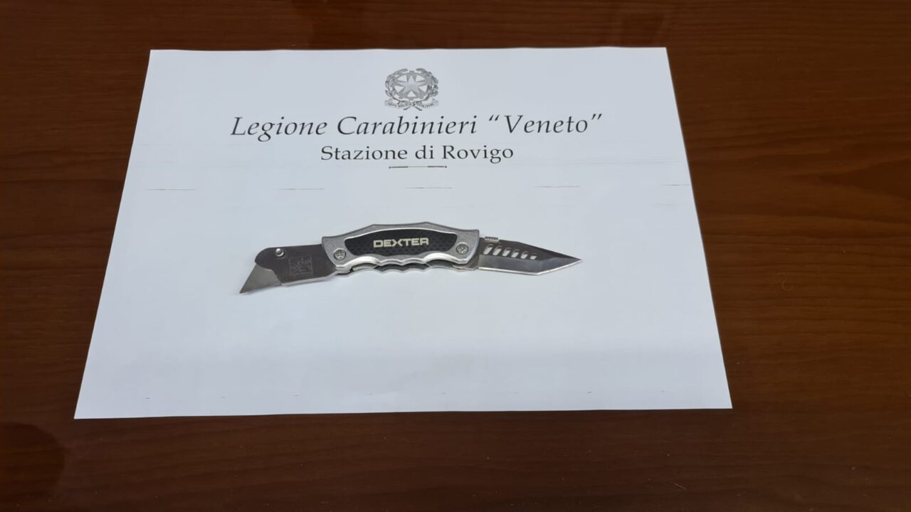 Fermato per un controllo era in possesso di un coltello a serramanico