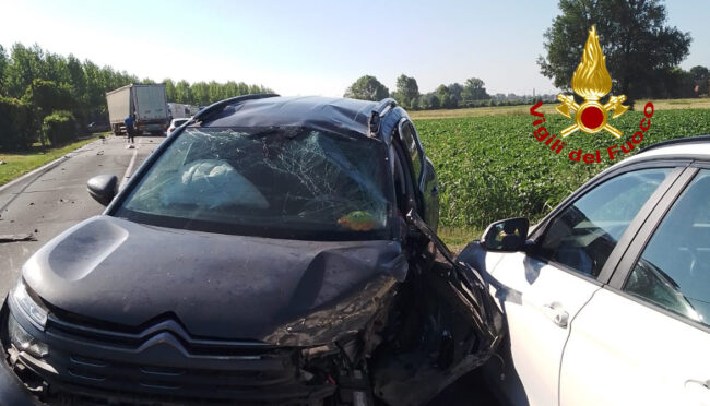 Le foto del tremendo botto sulla Alto Polesana: un ferito grave
