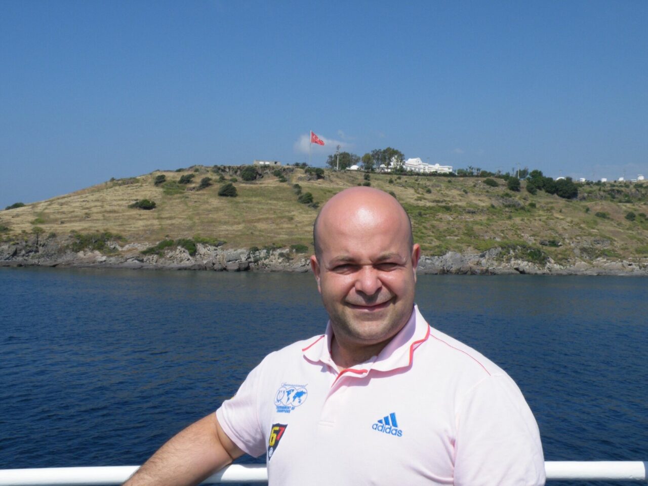 Chef Alessandro stroncato dal Covid a 44 anni, aveva appena prenotato il vaccino