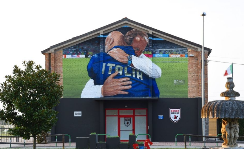 L’abbraccio di Wembley diventa un murales ad Adria, si attende Mancini per l’inaugurazione