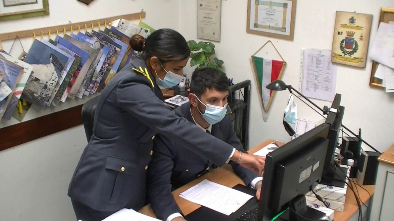 Riciclaggio, emissione di fatture false: sequestrati beni per circa 600mila euro a un imprenditore