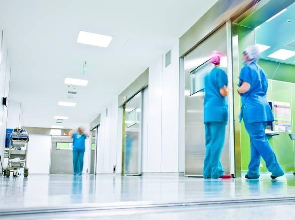 Sanità Veneto, l’accordo tra Regione e sindacati: attività aggiuntive e più fondi nei Pronto soccorso a 100 euro