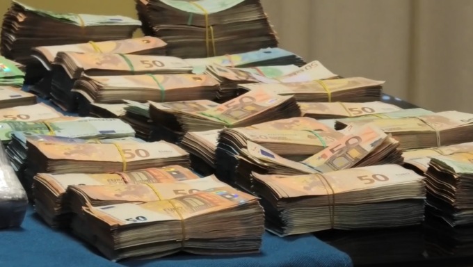 Gli “albanesi” a Rovigo facevano sul serio: smantellata una rete di spaccio da quintali di coca