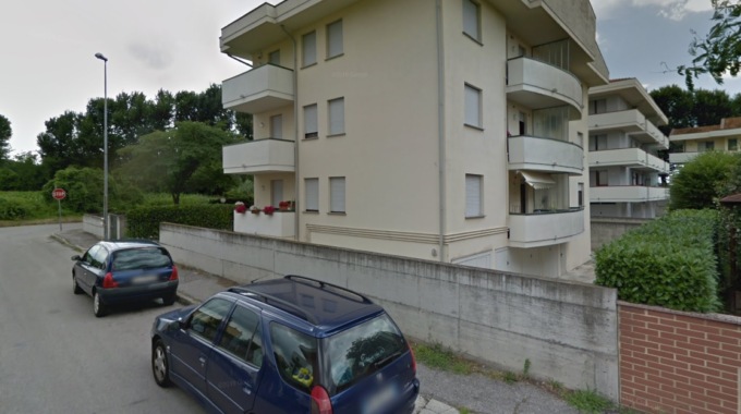 Tragedia in via Alfano a Rovigo: donna uccisa da un colpo di pistola