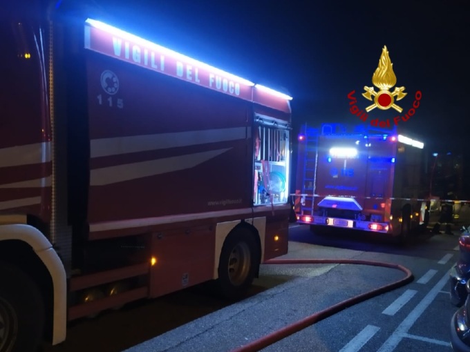 Rovigo, principio d’incendio nella camera da letto: disabile rimane intossicato