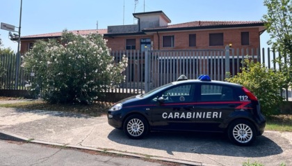 Porto Tolle, tenta di uccidere un uomo con un’ascia: arrestato 28enne