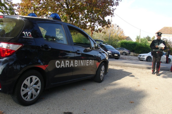 Prese le regine dei furti in appartamento: due giovani beccate con grimaldelli