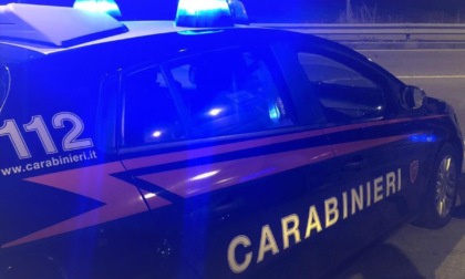 Incidente mortale sull'Adriatica, tremendo scontro tra auto e moto: deceduto sul colpo il centauro
