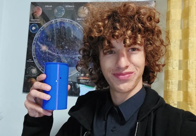 La storia di Astrotommy, il rodigino con il debito in fisica ma che per passione costruisce razzi