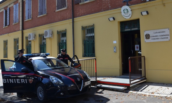 La coca, un fucile calibro 9 e quel televisore rubato… game over per la “gang” di Castelmassa