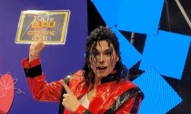 Jackson One arriva a Rovigo: il sosia del Re del Pop sul palco della Fattoria