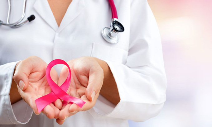 Salute donna: dal 17 al 22 aprile visite gratuite in numerose aree specialistiche