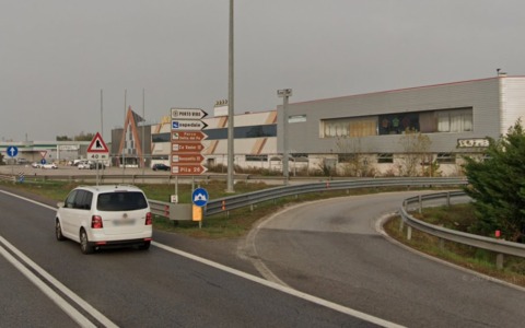 Paura lungo la Romea per un incidente tra un’auto e un tir