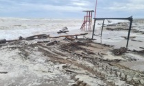 Violenta mareggiata devasta le spiagge di Rosolina: Zaia firma il decreto di stato di emergenza