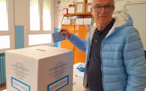 Bobo Barbujani vince il ballottaggio: è il nuovo sindaco di Adria