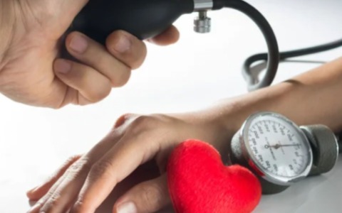 Ipertensione arteriosa: 17 maggio 2023 giornata di prevenzione all’Ospedale di Rovigo