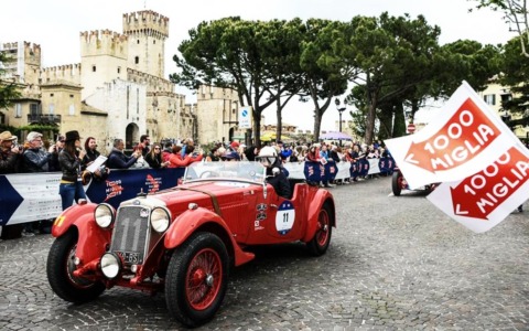 MilleMiglia, la corsa delle auto storiche passa anche da Occhiobello