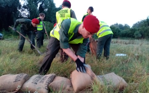 I giovani esploratori della Protezione Civile imparano a rispondere alle emergenze