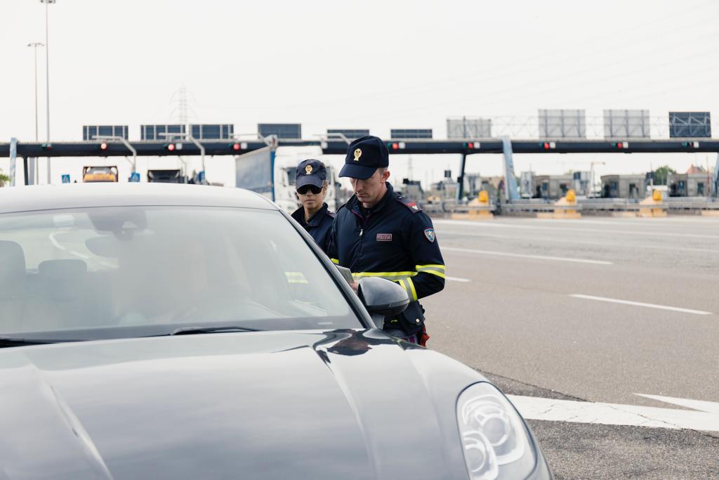 Ferragosto in sicurezza: il bilancio dei controlli effettuati dalla Polizia di Stato