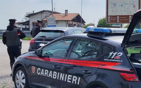 37enne marocchino provoca un incidente e scappa per non sottoporsi all’alcoltest