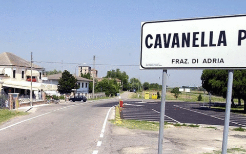Fecero esplodere una bomba artigianale vicino a condominio per migranti: chiesti 50 anni per tre ventenni