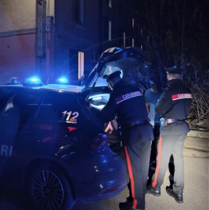 Tenta di rapinare un bar: arrestato quarantasettenne di Ariano