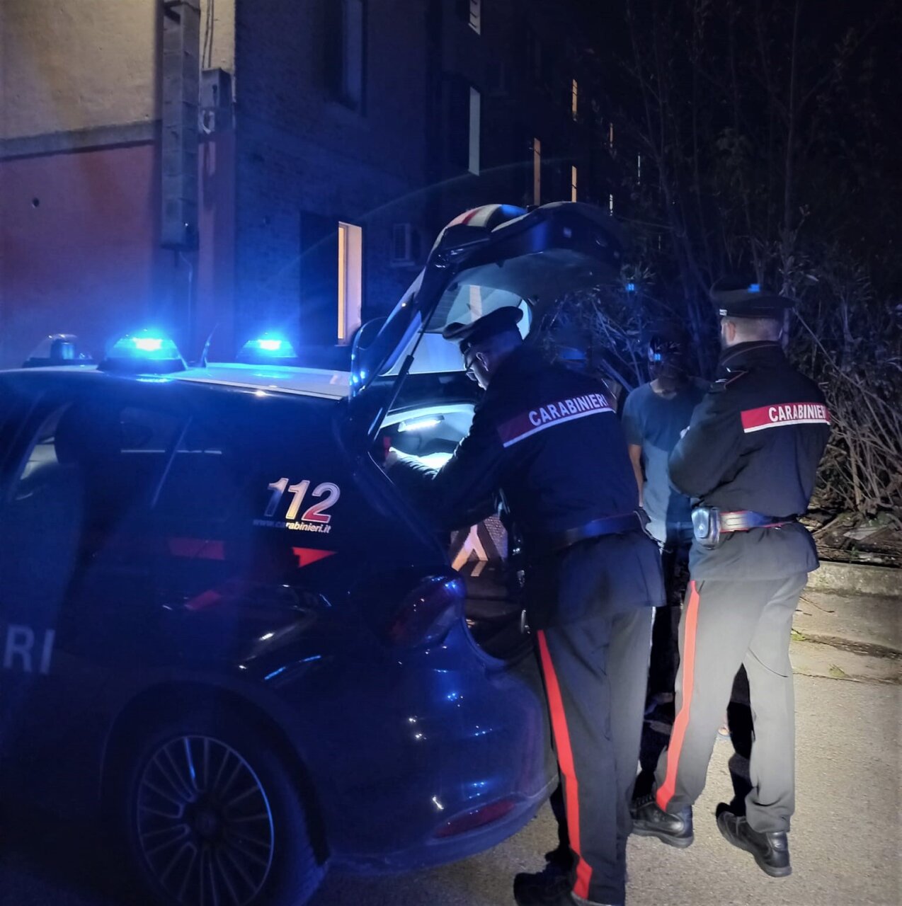 Tenta di rapinare un bar: arrestato quarantasettenne di Ariano