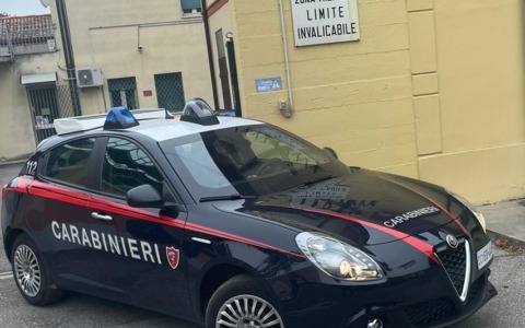 Furto in abitazione, arrestata una coppia