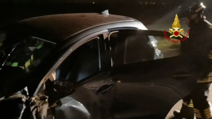 Violento scontro tra un’auto e un camion sulla Transpolesana