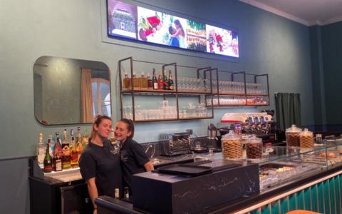 Novità a Milano, ha aperto la caffetteria con bistrot “Ai Chiostri”