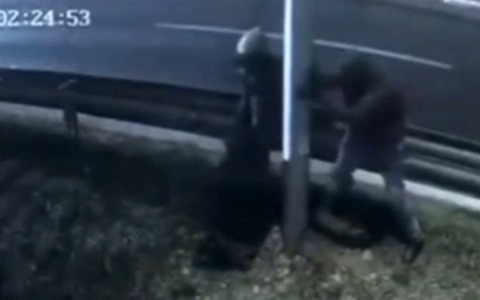 Dietro Fleximan si nascondono due persone, un video incastra i killer degli autovelox