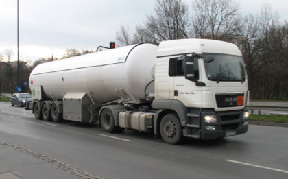 Colora con un denaturante 4 mila litri di gasolio spacciandolo per “agricolo” per sfuggire alla tassazione obbligatoria