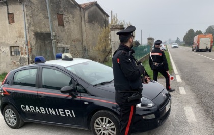 Controlli a tappeto su automobilisti e bar