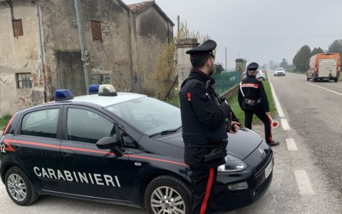 Controlli a tappeto su automobilisti e bar