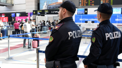 Dichiarato scomparso, ma viene ritrovato in stato confusionale all’aeroporto Marco Polo