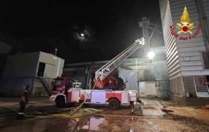 Grave incendio a Salara, in fiamme un essicatoio con 700 quintali di mais