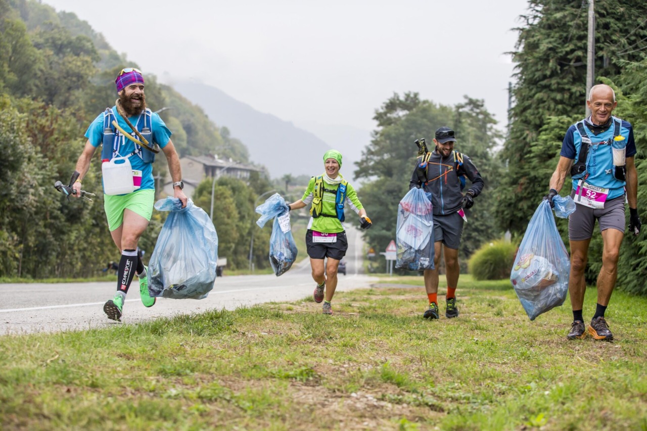 Corsa e raccolta rifiuti: fra la Val Gandino e Bergamo il Campionato del Mondo di Plogging