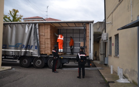 Autoarticolato fermato a Ceneselli con 600mila pacchetti di sigarette senza sigillo del Monopolio di Stato