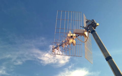 Segnale TV debole? Ecco come la ricezione satellitare può risolvere il problema
